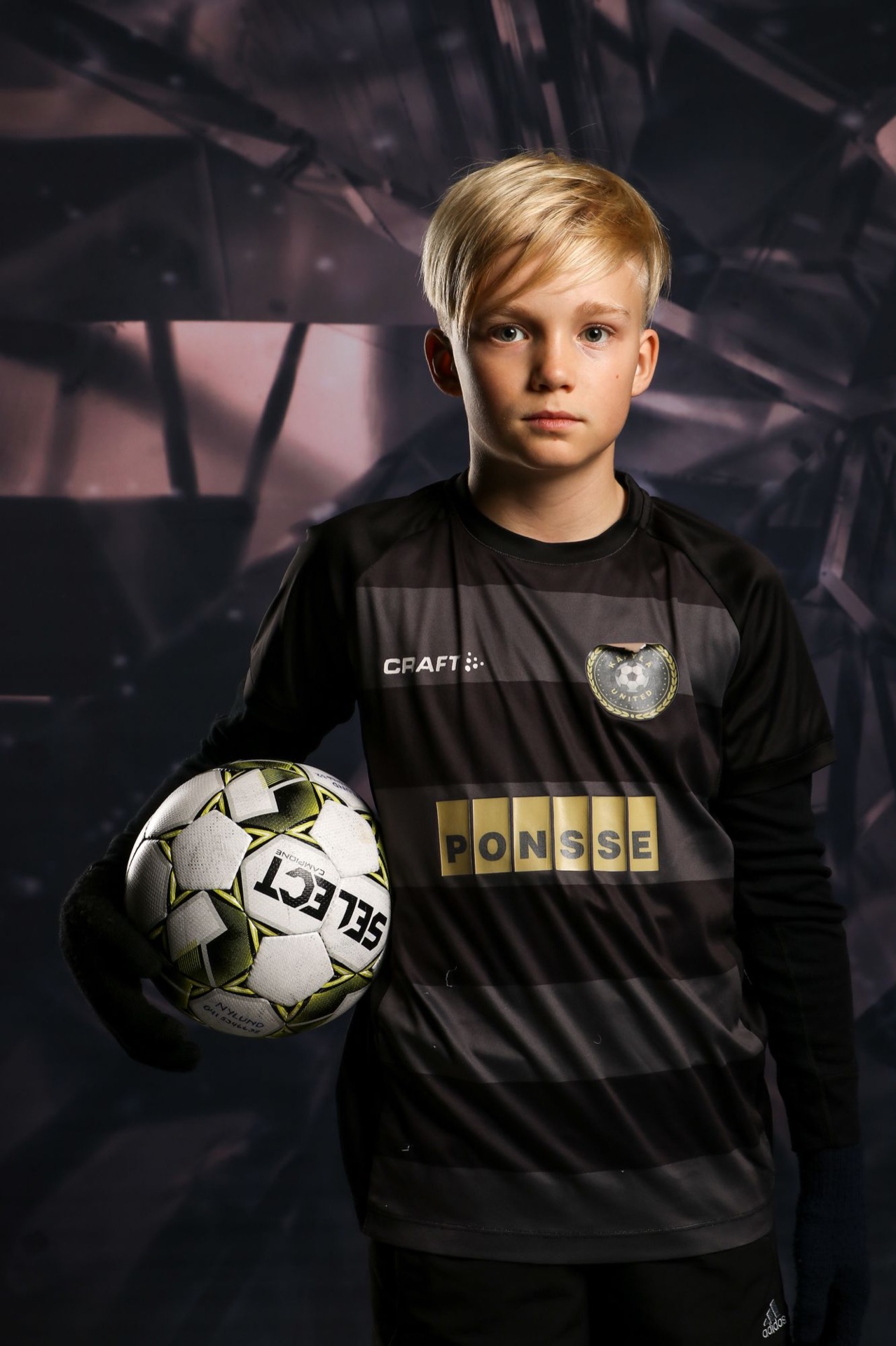 Pessi Lo / 20